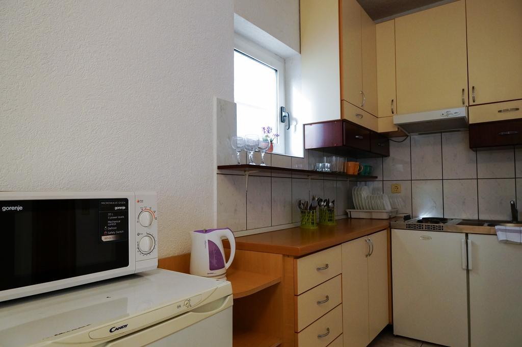 Guest House Heart Of بودفا المظهر الخارجي الصورة
