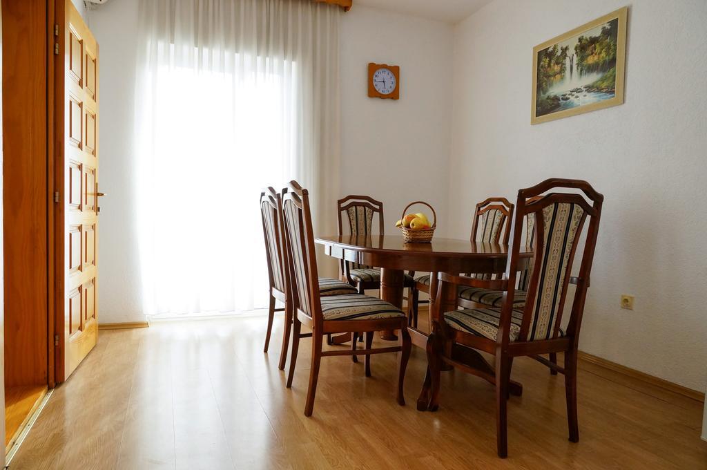 Guest House Heart Of بودفا المظهر الخارجي الصورة